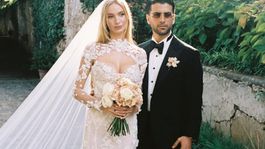 Reynmen bu kez çok farklı! Eşinin makyaj yaptığı anlar çok konuşuldu