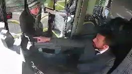 Otobüs şoförü yaptığı hareketle gönülleri fethetti