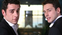 Yıllar sonra yol ortasında! Efe ile Deniz böyle karşılaştı