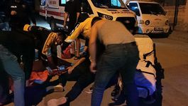 Üniversite öğrencisi, evinin önünde sırtından bıçaklandı