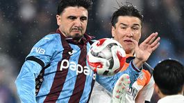 Trabzonspor, RAMS Başakşehire karşı galibiyeti 90+3te kaçırdı