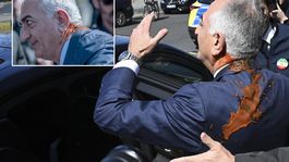 Rıza Pehleviye saldırı