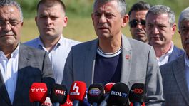 Silivriye çıkarma yapan Özgür Özelin ziyaret etmediği tek isim