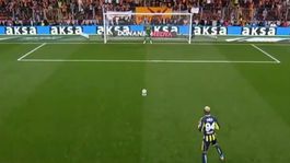 Fenerbahçe, Galatasaray karşısında penaltı vuruşundan yararlanamadı