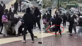 İnfial yaratan görüntü! Kalabalık grup küçük kızı linç etti, çevredekiler tezahürat yaptı