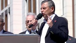 Özgür Özel geri adım atmıyor! Meydandan Akın Gürleke çağrı yaptı