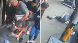 Kolombiya’da akılalmaz hırsızlık yöntemi! Dizini gıdıklayıp soyuyorlar