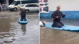 Adanada esnaf sel suyunda sörf yaptı