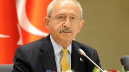 Kılıçdaroğlu, CHPnin 3 avukatını azletti