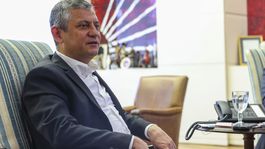 Özgür Özel, CHP Grup Başkanı oldu