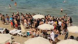 Kuşadasında yürekleri ağza getiren olay! Çinli turist boğulma tehlikesi geçirdi