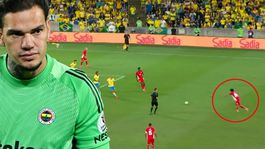 Fener taraftarını delirten Ederson orta sahadan gol yedi, sonrasında olanlara inanamadı 