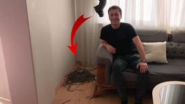Kendi evinde misafir gibi! 2 aydır oturma odasına giremiyor