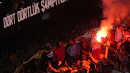 Galatasarayda 4 yeni imza birden