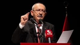 CHPnin başına geçen Kılıçdaroğlu, 3 lideri defterden sildi