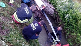 Bafrada traktör devrildi: 1 ölü, 1 yaralı