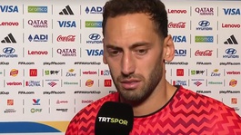 Vuruyoruz olmuyor, denedik olmuyor diyen Hakan Çalhanoğlundan veda