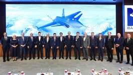 NATO Parlamenter Zirvesine katılan meclis başkanları Baykar Milli Teknoloji Merkezini ziyaret etti
