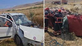 Çankırıda hafif ticari araç ile otomobil çarpıştı: 3 kişi öldü, 4 kişi yaralandı