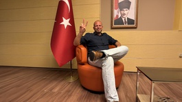NATO Zirvesinde tartışma yaratan kare! Özür dileyip apar topar sildi