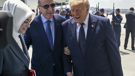 İngilizler, Trump-Erdoğan görüntülerindeki detayı es geçmedi! Dünyaya böyle servis ettiler