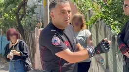 Dur ihtarına uymayan sürücü, kadınları araçta bırakıp kaçtı