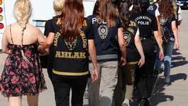 Rizede fuhuş operasyonu: 4 tutuklama