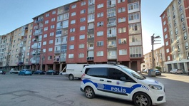 Eşinin tatilde olduğu sırada yatağında cansız bedeni bulundu
