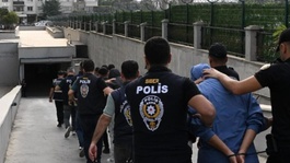 Mersinde yasa dışı bahis soruşturmasında 80 kişi hakkında gözaltı kararı: 20 milyarlık işlem hacmi