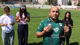 Kırşehir FK amigosundan şampiyonluk duası: Yediğimiz goller ofsayt olsun