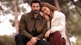 El ele yakalanmışlardı! Ünlü çiftten romantik hamle geldi