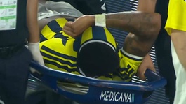 Fenerbahçede korkutan sakatlık! Sahadan gözyaşlarıyla ayrıldı