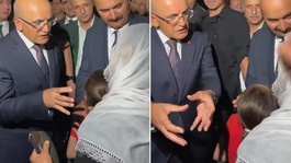 Bakan Şimşekten oğlu için iş isteyen yaşlı kadına Kürtçe yanıt