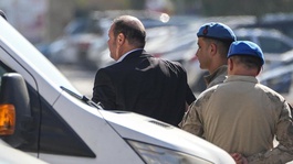 Sevgilisi ile müstehcen mesajları ortaya çıkan İlkay Çiçek CHP’den istifa etti