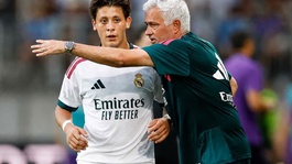 Mourinho yıllar sonra döndüğü Real Madridde ilk kupasını kazandı