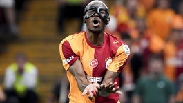 Osimhenin golleri yetmedi! Galatasaraya sahasında büyük şok