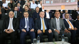 Bakan Çiftçi ve Bakan Bak da tribündeydi! Amedspor-Erzurumspor maçında Türkçe ve Kürtçe pankart
