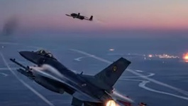 Romanya hava sahasına giren İHAyı NATO F-18leri düşürdü