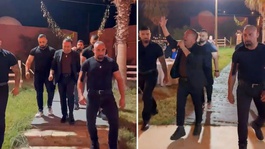 Murat Övüçün 4 korumayla sahneye çıktığı görüntü tartışma yarattı