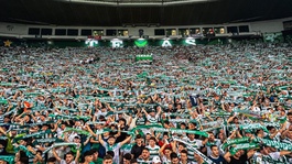 Bursaspor tribünlerinden gövde gösterisi! Tek başına 9 maçı geride bıraktı 