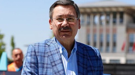 Melih Gökçekten Mansur Yavaşa teşekkür: Doğrusunu yapıyorsun