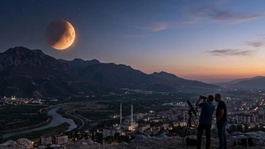 Ay tutulması için saat verildi! Türkiyeden de izlenebilecek