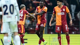 Galatasaraya 39 milyon euroluk çılgın teklif! Yönetim düşünmeden reddetti