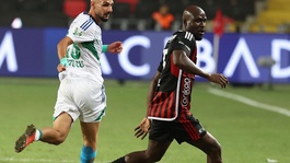 4 şutta 2 gol! Rizespordan Gaziantepte kritik galibiyet