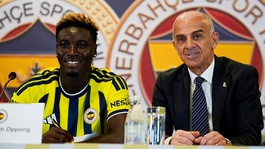Fenerbahçede Kojo Peprah Oppong imzayı attı! Meğerse eski yıldızla telefonda görüşmüş