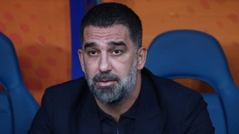 Arda Turanı çıldırtan hakem! Dünya futbolunun efsanesini hedef aldı