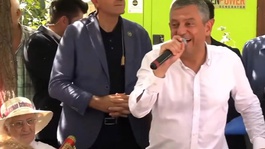 Özgür Özelden olay gaf: Kendi kurduğu partinin adını unuttu