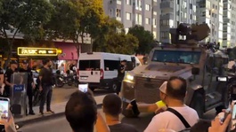 İzmirde sıcak saatler! Banka şubesine silahlı soygun girişimi