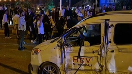 Düğünden dönenleri taşıyan minibüs kaza yaptı: 21 yaralı