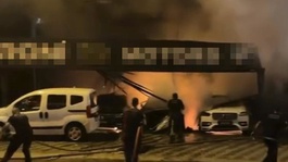 Antalyada oto galeriye kundaklama! Suç örgütü bağlantılı 3 şüpheli yakalandı